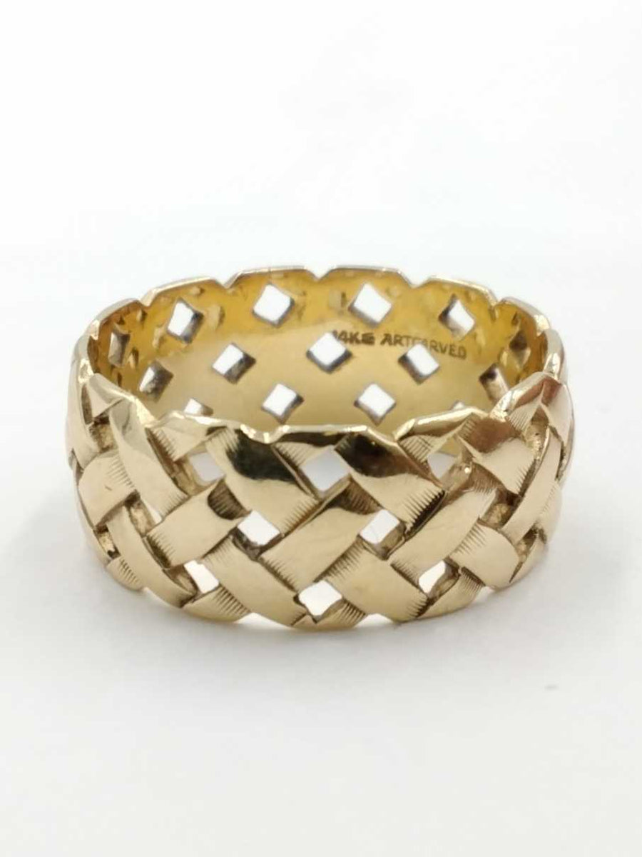 Women's Ring - Yellow Gold 14k (.585) 6.8 grams Size 10