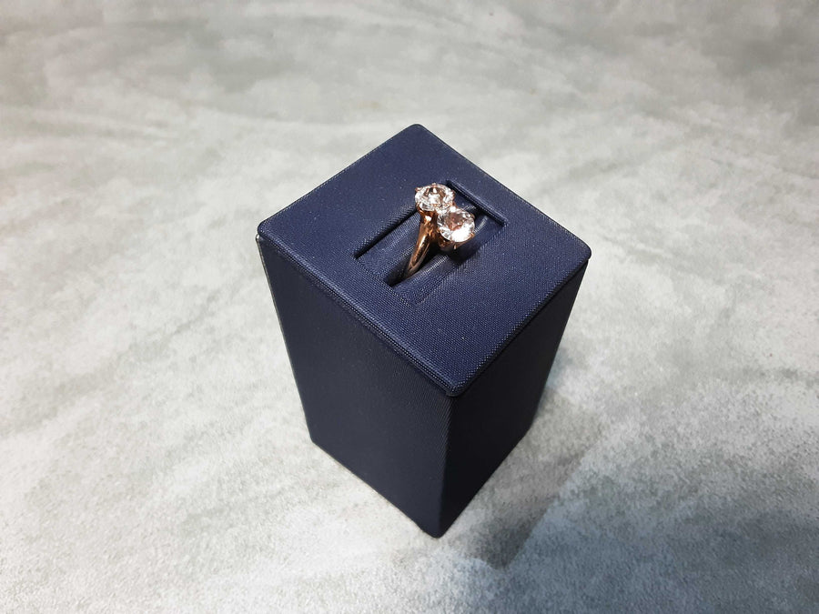 Women's Ring - Yellow Gold 14k (.585) 3.3 grams Size 6.5