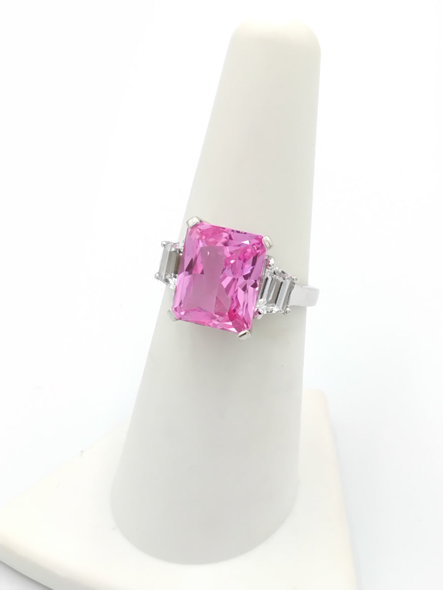 Women's Ring - White Gold 14k (.585) 4.4 grams Size 7