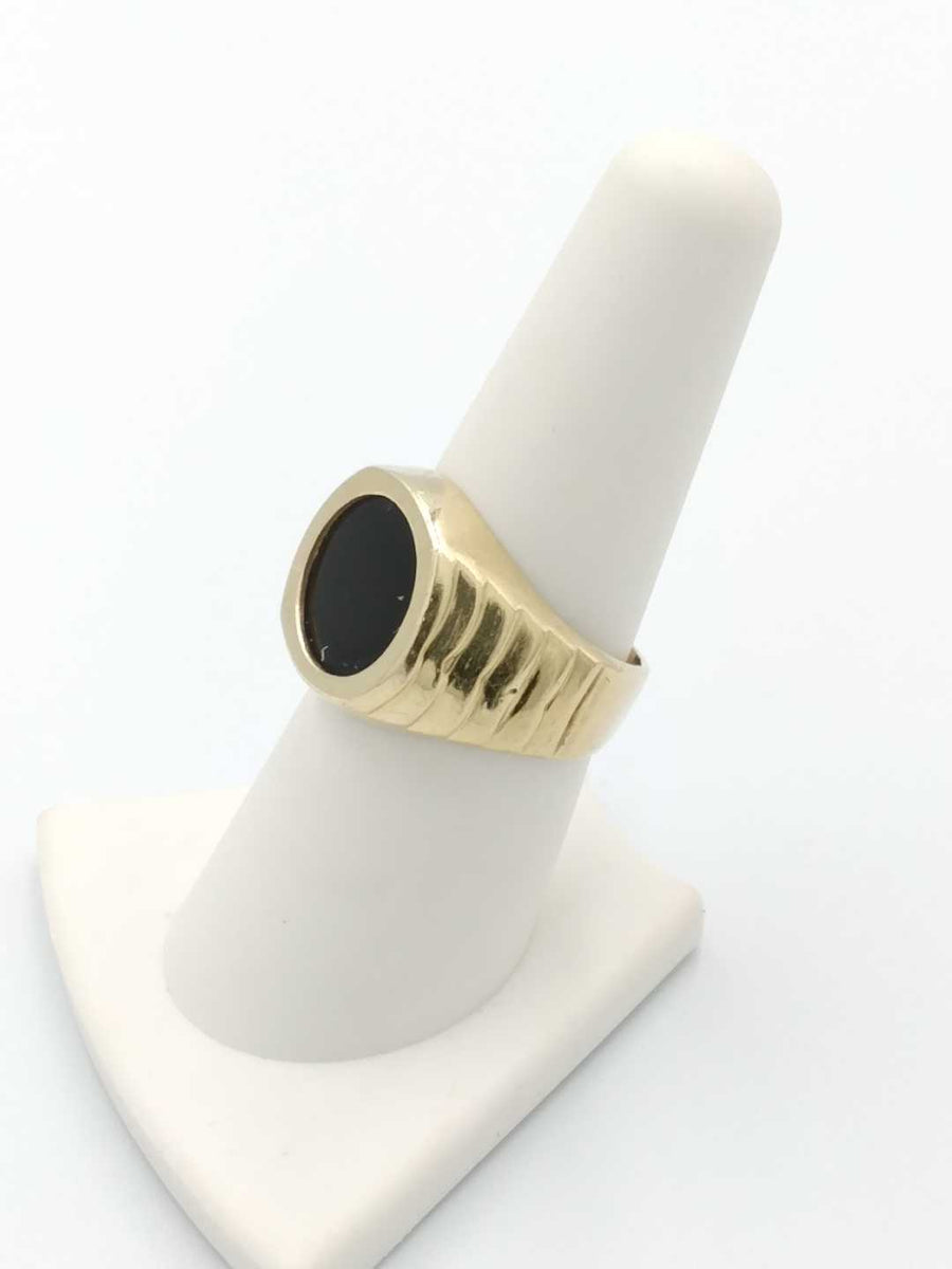 Men's Ring - Yellow Gold 14k (.585) 6.3 grams Size 7