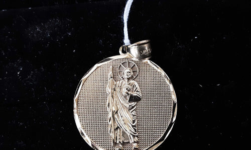 Religious Pendant - Yellow Gold 10k (.417) 3.1 grams