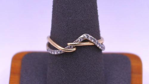 Women's Ring - Yellow Gold 14k (.585) 3.3 grams Size 10.5