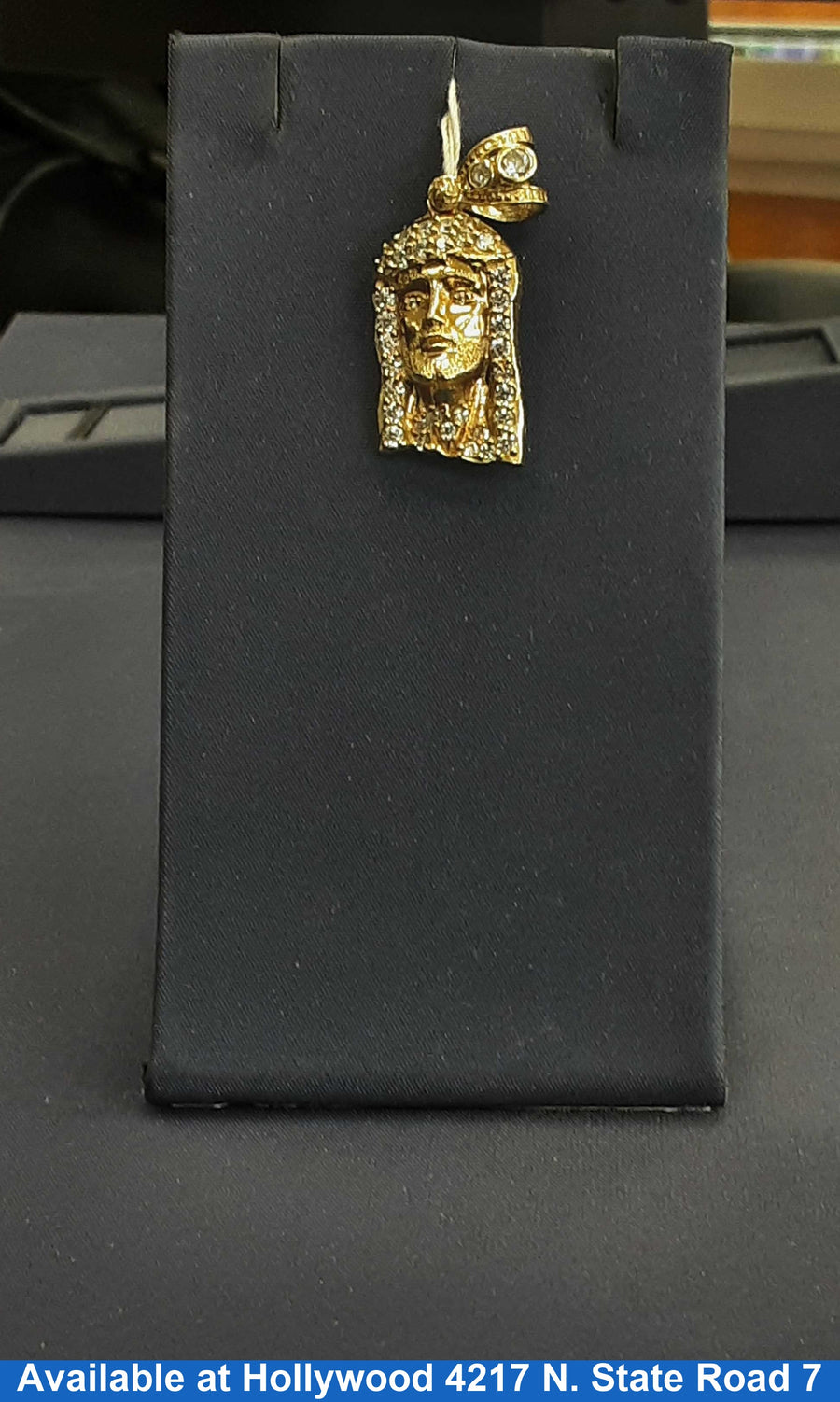 Religious Pendant - Yellow Gold 10k (.417) 3.5 grams
