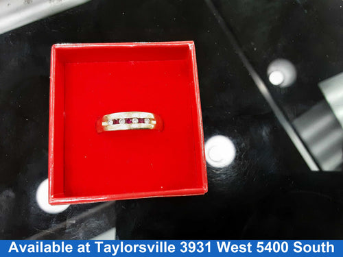 Men's Ring - Yellow Gold 14k (.585) 4.8 grams Size 8.5
