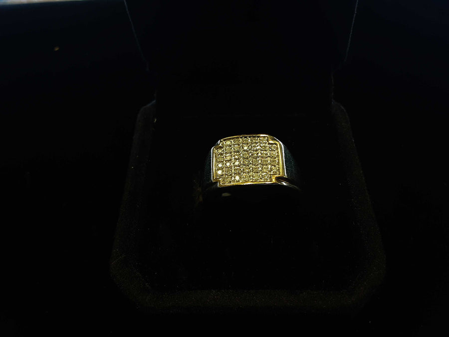 Men's Ring - Yellow Gold 10k (.417) 3.1 grams Size 7.5