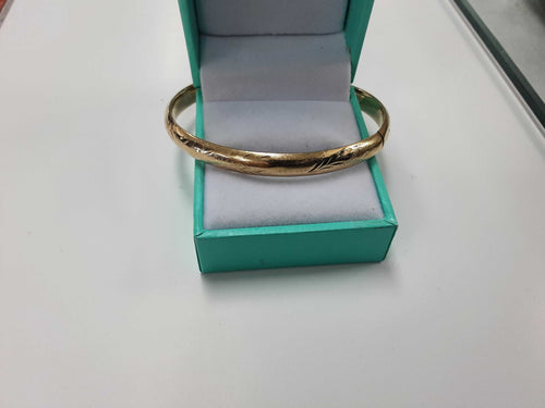 Bangle Bracelet - Yellow Gold 14k (.585) 6.9 grams 8 inch