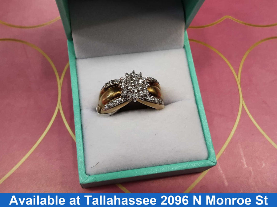 Women's Ring - Yellow Gold 10k (.417) 6.5 grams Size 7.5