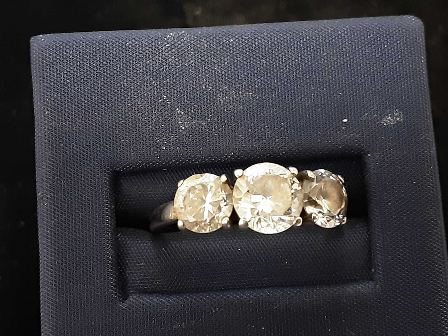 Women's Ring - Silver 2.5 grams Size 7