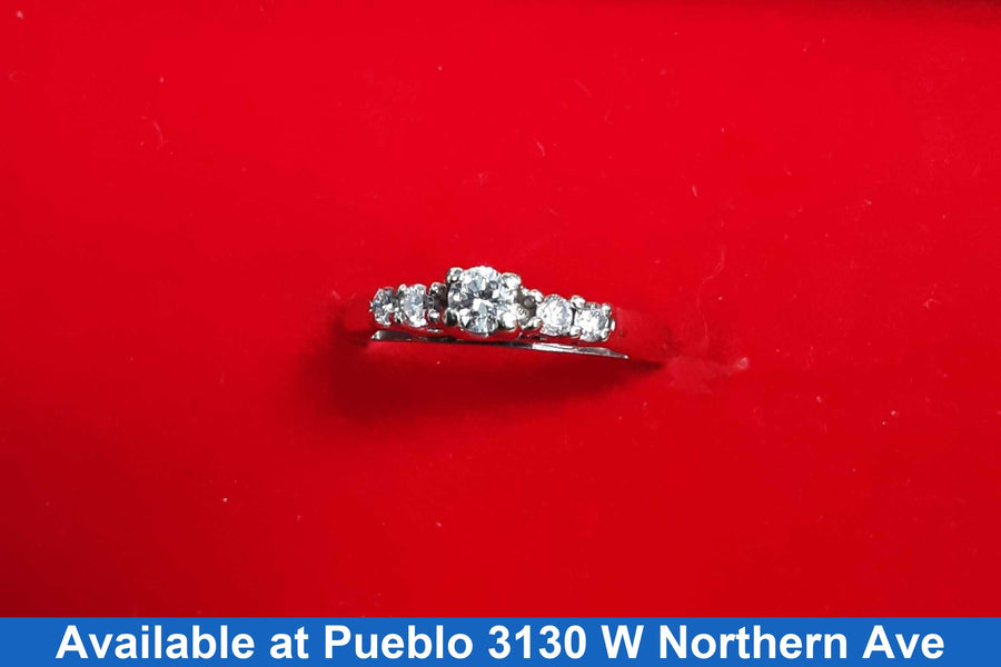 Women's Ring - White Gold 14k (.585) 3.7 grams Size 7