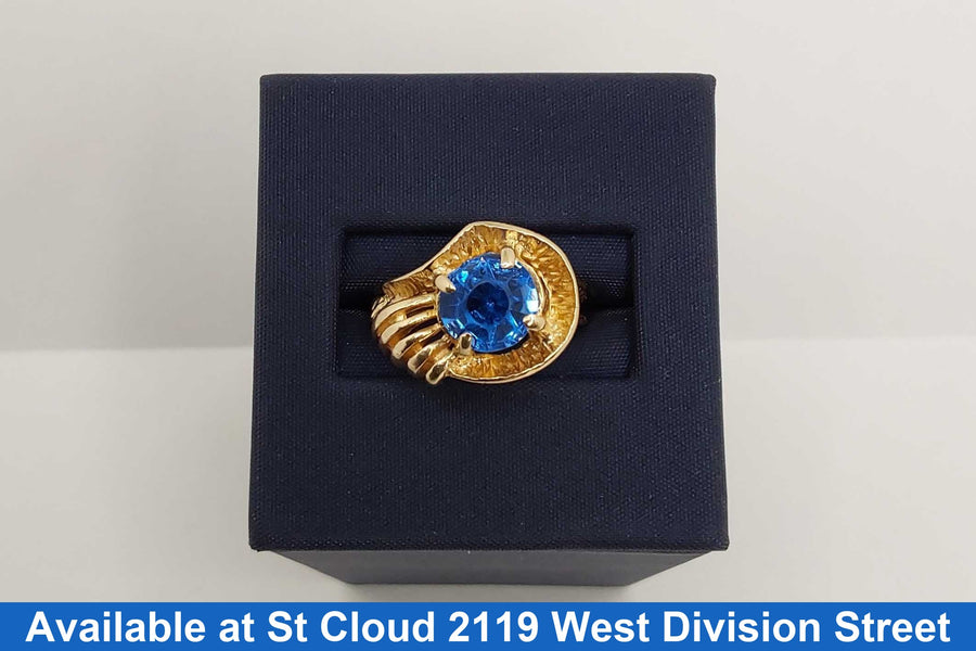Women's Ring - Yellow Gold 14k (.585) 5.21 grams Size 6.5