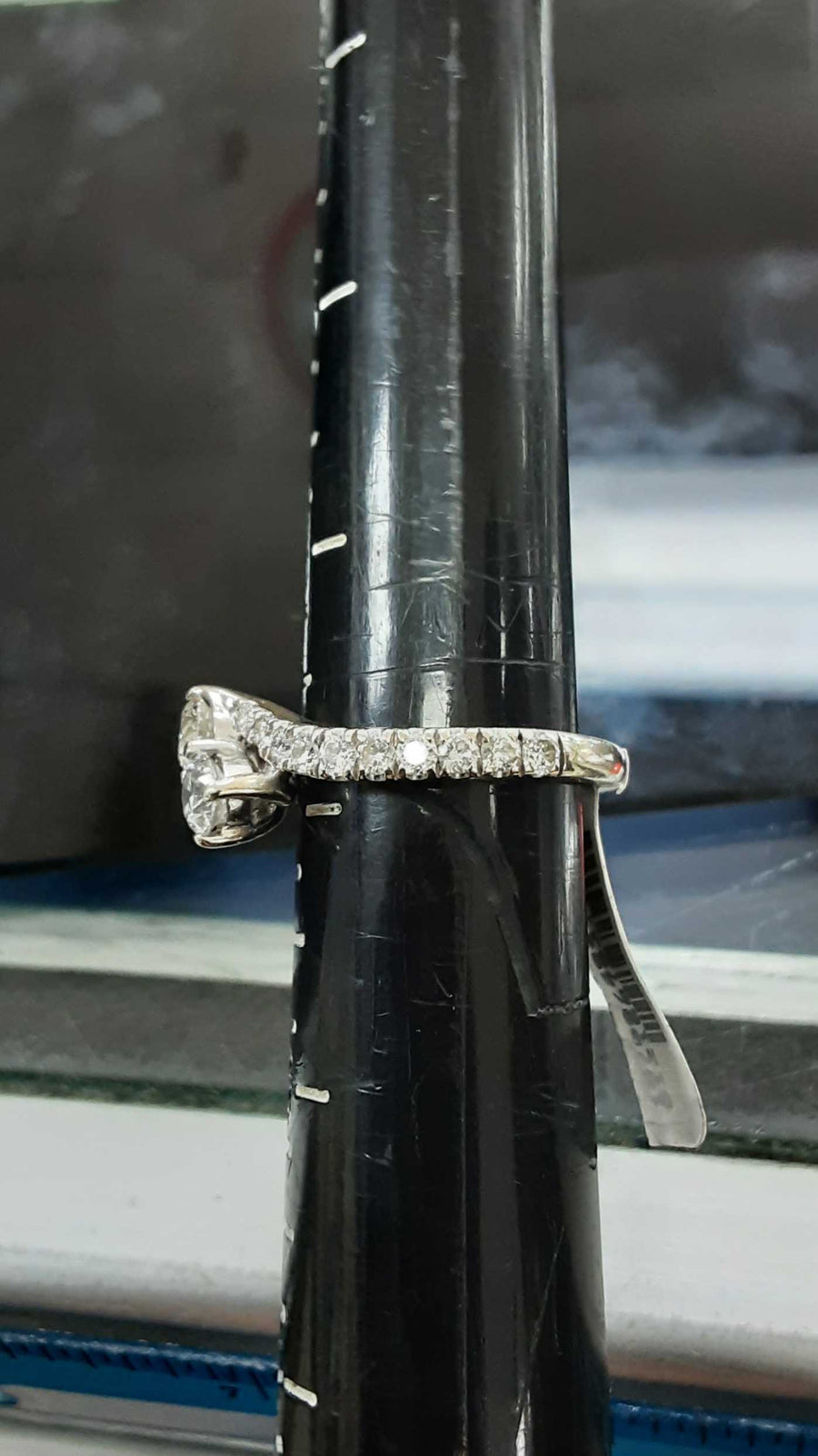 Women's Ring - White Gold 14k (.585) 5.4 grams Size 7