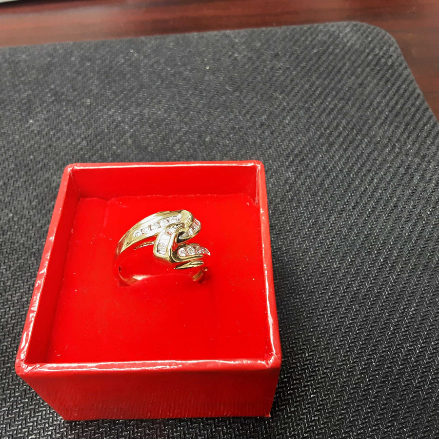 Women's Ring - Yellow Gold 14k (.585) 4.3 grams Size 7