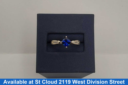 Women's Ring - White Gold 10k (.417) 1.98 grams Size 7.5
