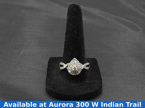 Women's Ring - White Gold 14k (.585) 4.6 grams Size 9.5