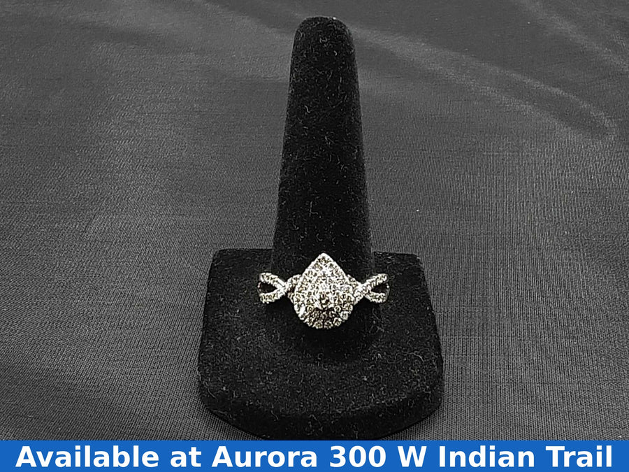 Women's Ring - White Gold 14k (.585) 4.6 grams Size 9.5