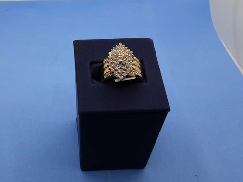 Women's Ring - Yellow Gold 10k (.417) 6.5 grams Size 8.5