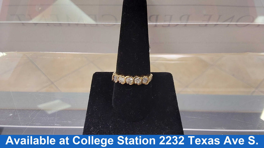 Women's Ring - Yellow Gold 14k (.585) 4 grams Size 7.5
