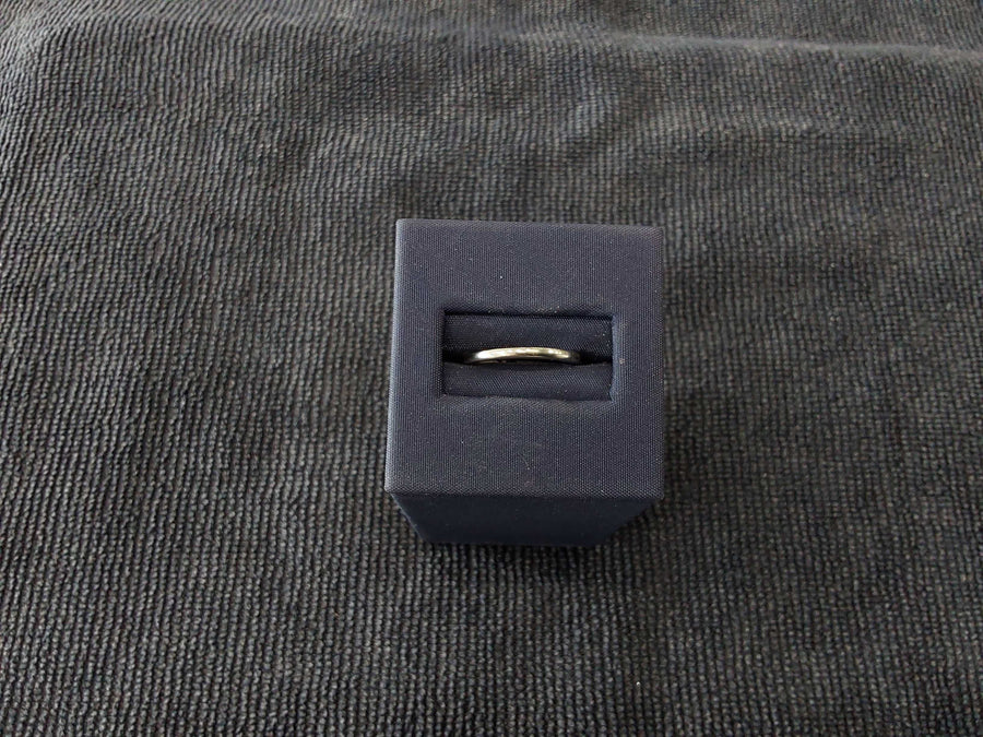Ring - Wedding Band - White Gold 14k (.585) 1.5 grams Size 5