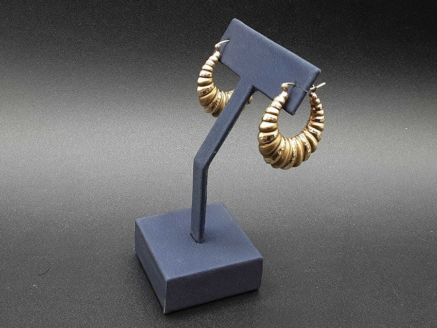 Shrimp Earrings - Yellow Gold 10k (.417) 3.3 grams
