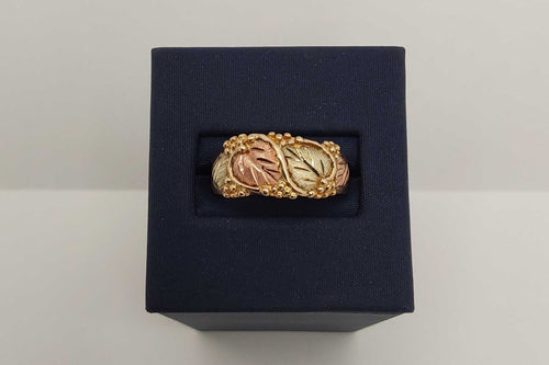 Women's Ring - Black Hills Gold 10k (.417) 4.55 grams Size 10