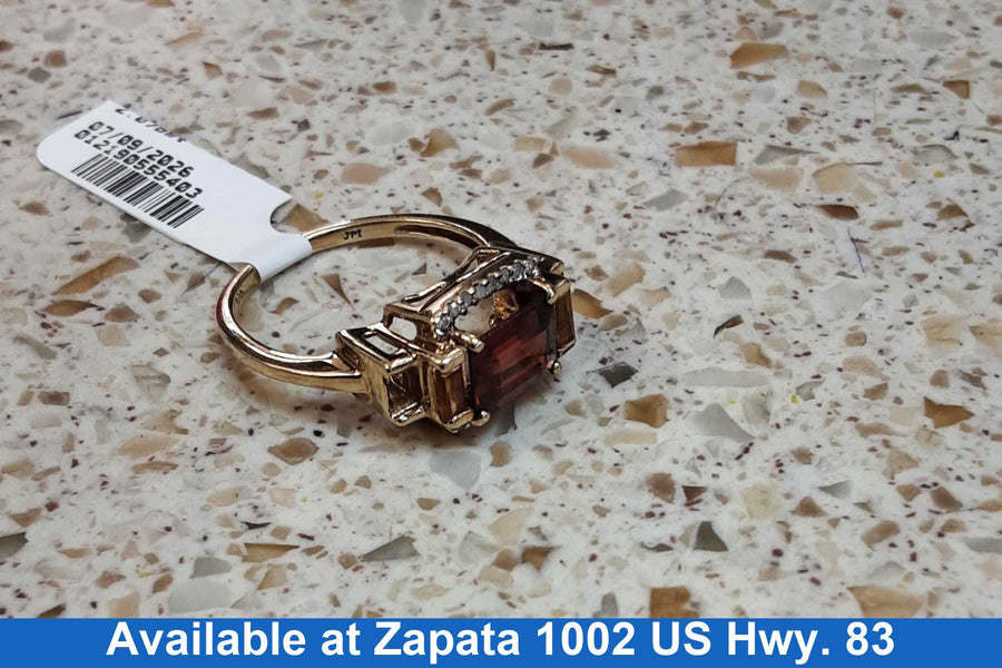 Women's Ring - Yellow Gold 10k (.417) 3.3 grams Size 7.5