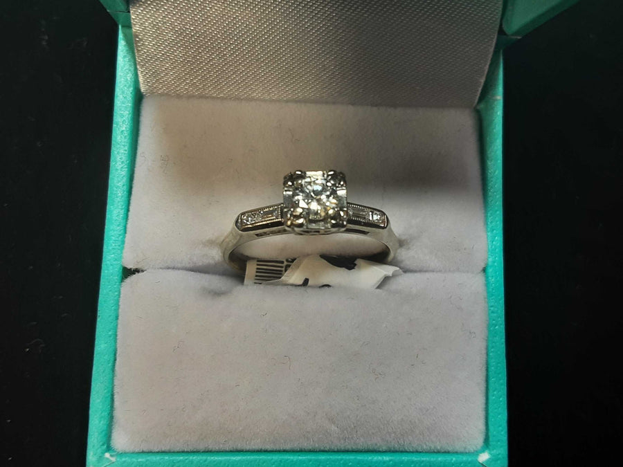 Women's Ring - Solitaire - White Gold 14k (.585) 2.5 grams Size 8.5