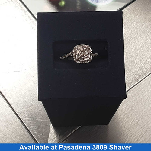Women's Ring - White Gold 10k (.417) 2.6 grams Size 7