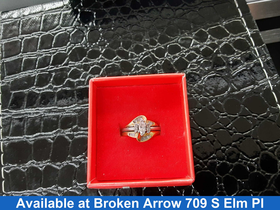 Women's Ring - Yellow Gold 14k (.585) 7.8 grams Size 20