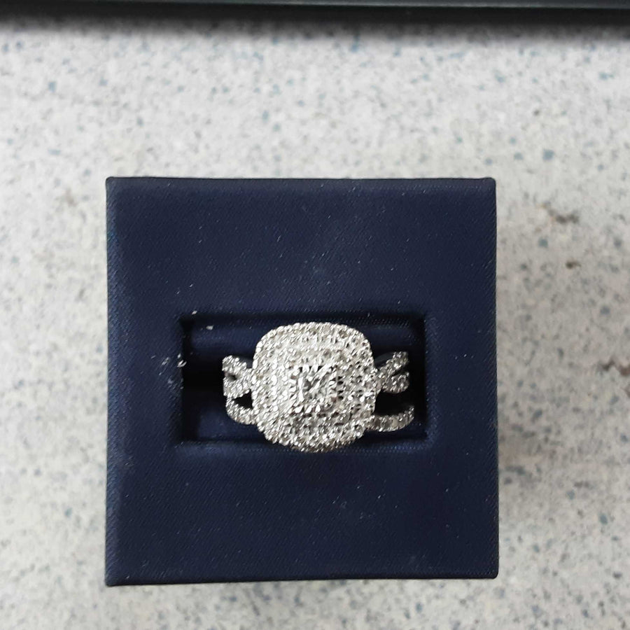 Ring - Wedding Set - White Gold 10k (.417) 4.2 grams Size 7