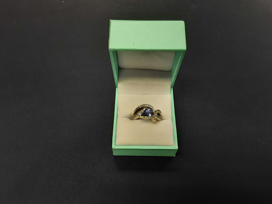 Women's Ring - White Gold 18k (.750) 9.5 grams Size 6
