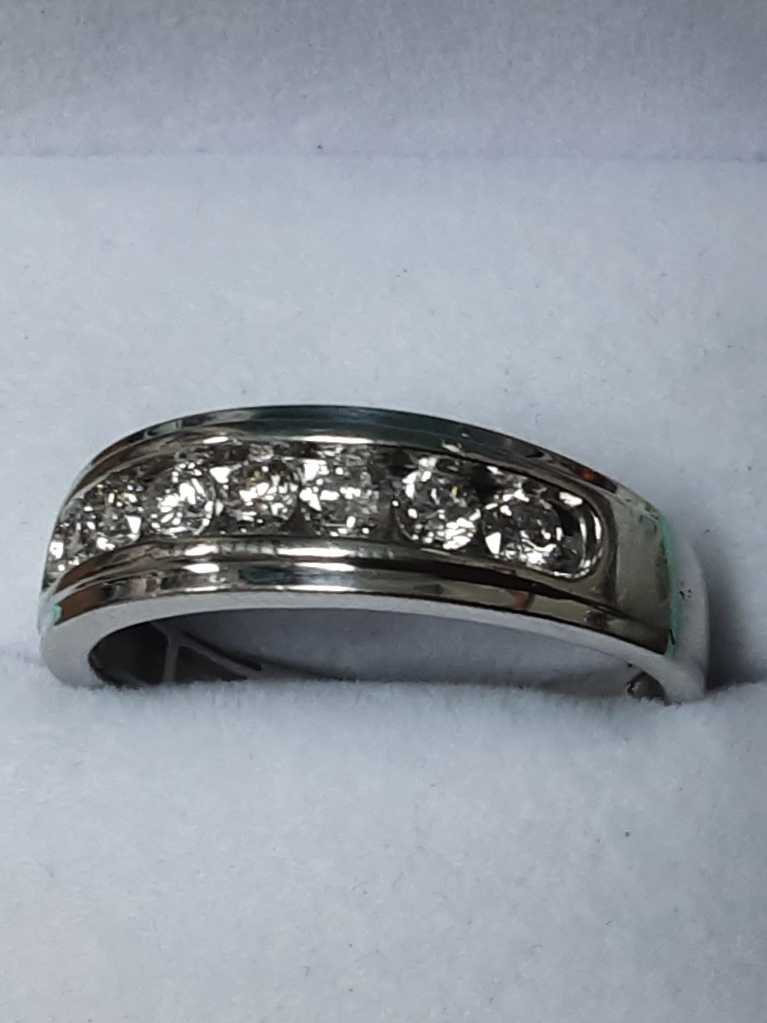 Ring - Wedding Band - White Gold 10k (.417) 4.1 grams Size 12