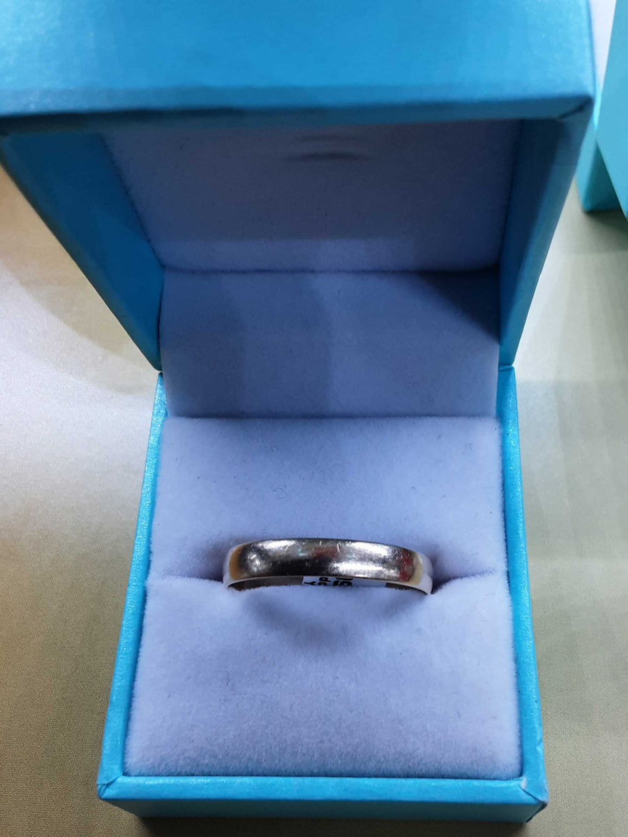 Ring - Wedding Band - Yellow Gold 10k (.417) 1.9 grams Size 12