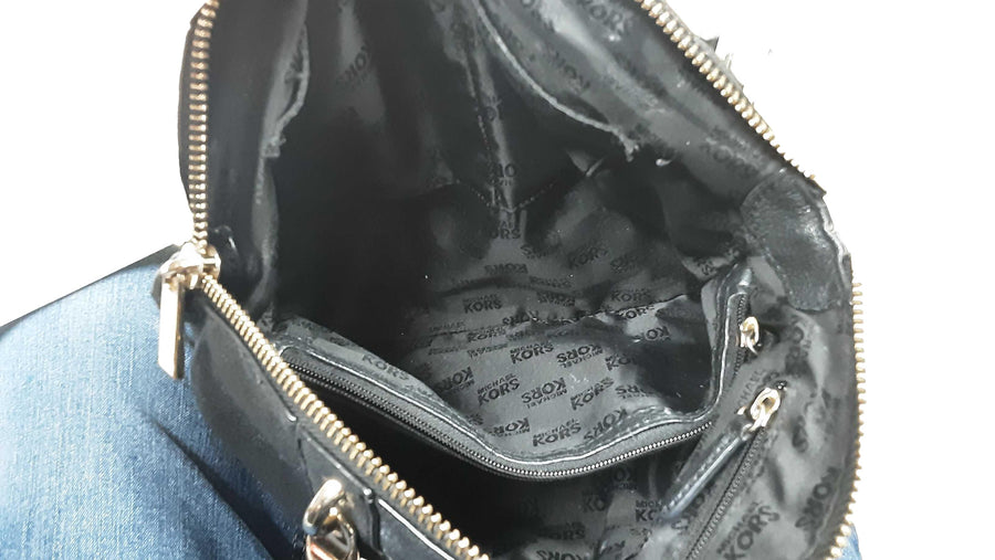 Michael Kors 38t6cbys2l Black Purse / Handbag