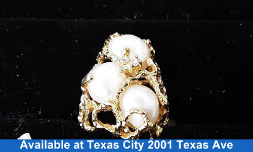 Women's Ring - Yellow Gold 10k (.417) 6.4 grams Size 7