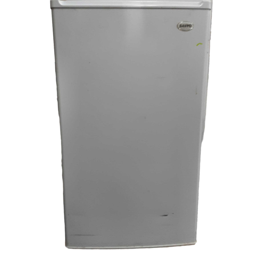 Sanyo Sr-36208 White Compact Refrigerator