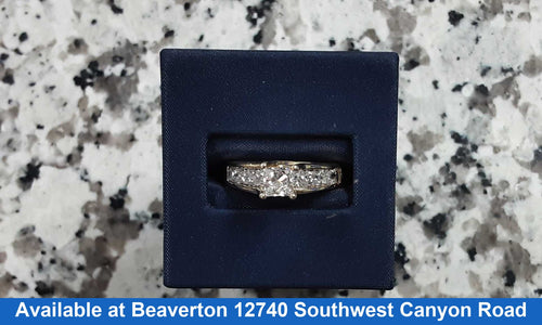 Women's Ring - Solitaire - Yellow Gold 14k (.585) 5.2 grams Size 8