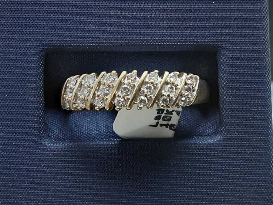 Women's Ring - Yellow Gold 10k (.417) 2.3 grams Size 9