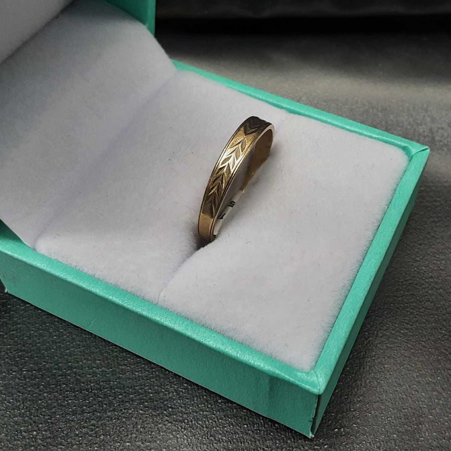 Ring - Wedding Band - Yellow Gold 10k (.417) 1.5 grams Size 8