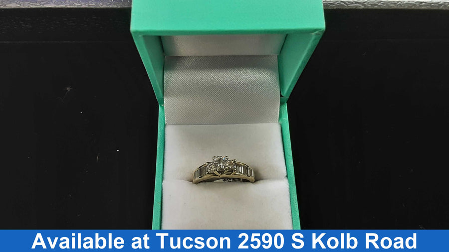 Women's Ring - Solitaire - Yellow Gold 14k (.585) 4.1 grams Size 7.5