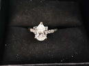 Women's Ring - Solitaire - White Gold 18k (.750) 3.9 grams Size 6