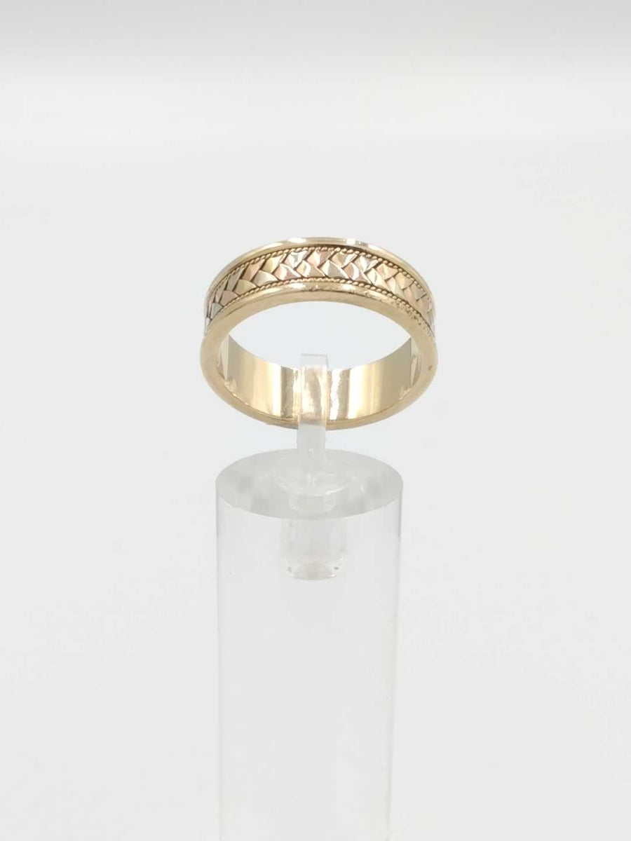 Ring - Wedding Band - Yellow Gold 14k (.585) 8.9 grams Size 6.5