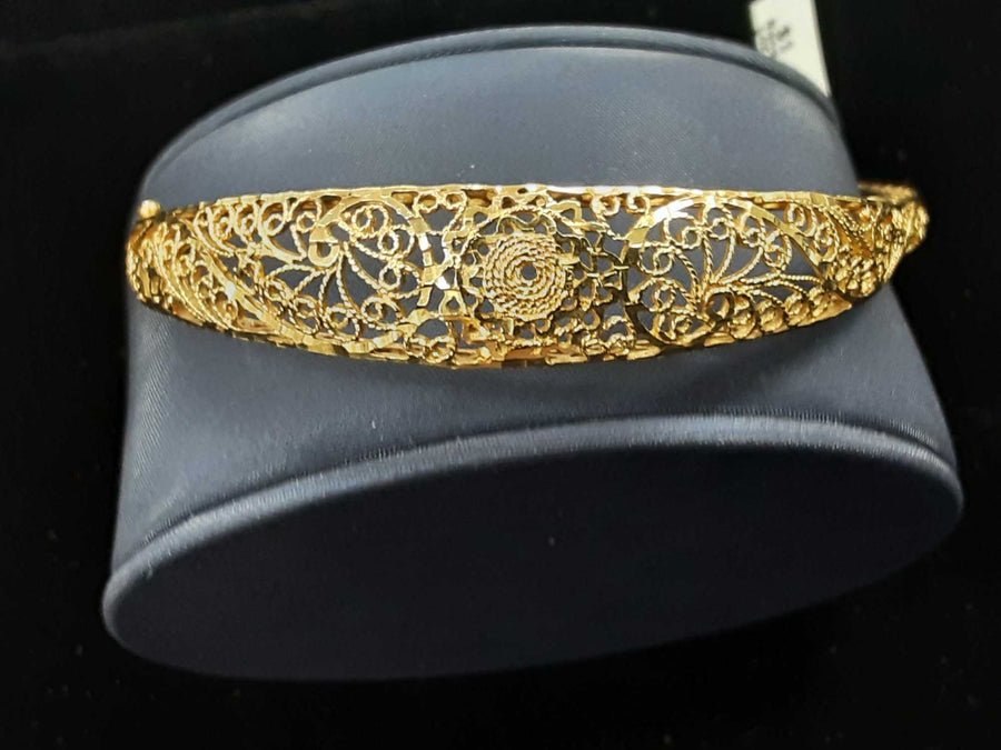 Bangle Bracelet - Yellow Gold 14k (.585) 13 grams 12 inch