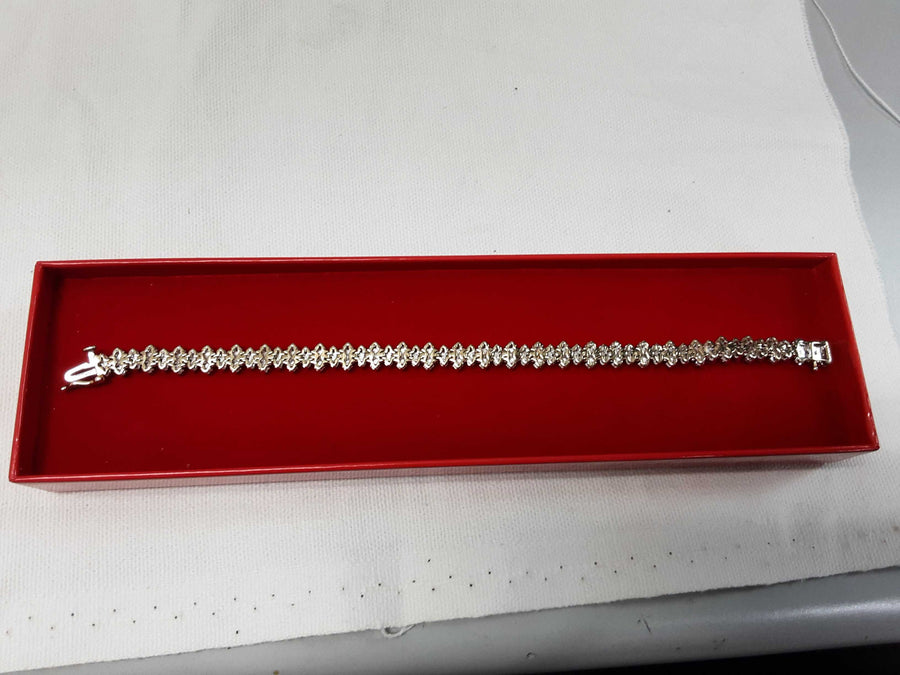 Tennis Bracelet - Yellow Gold 10k (.417) 13.7 grams 8 inch