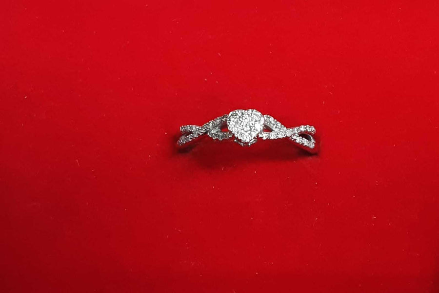 Women's Ring - Silver 2.1 grams Size 6