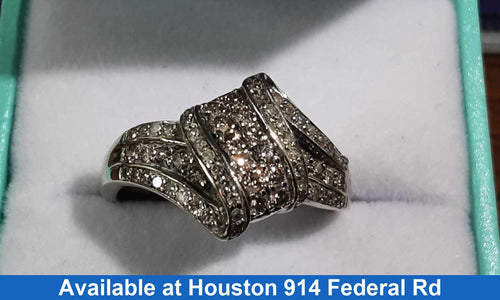 Women's Ring - White Gold 10k (.417) 3.1 grams Size 8.5