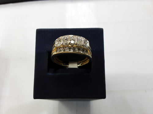 Men's Ring - Yellow Gold 10k (.417) 4.8 grams Size 10.5