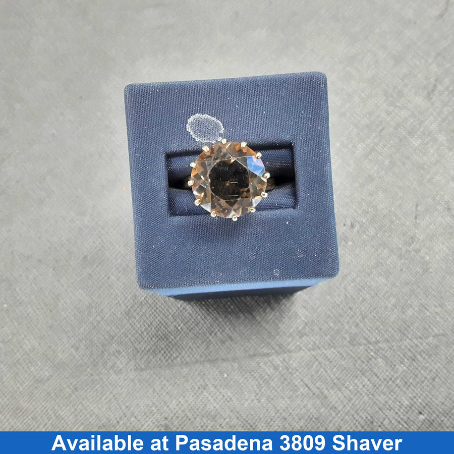 Women's Ring - Yellow Gold 10k (.417) 6.8 grams Size 7.5