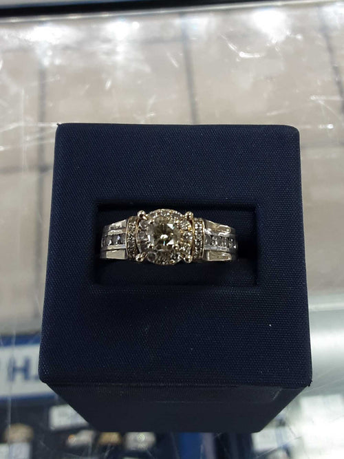 Women's Ring - Yellow Gold 14k (.585) 4.7 grams Size 20
