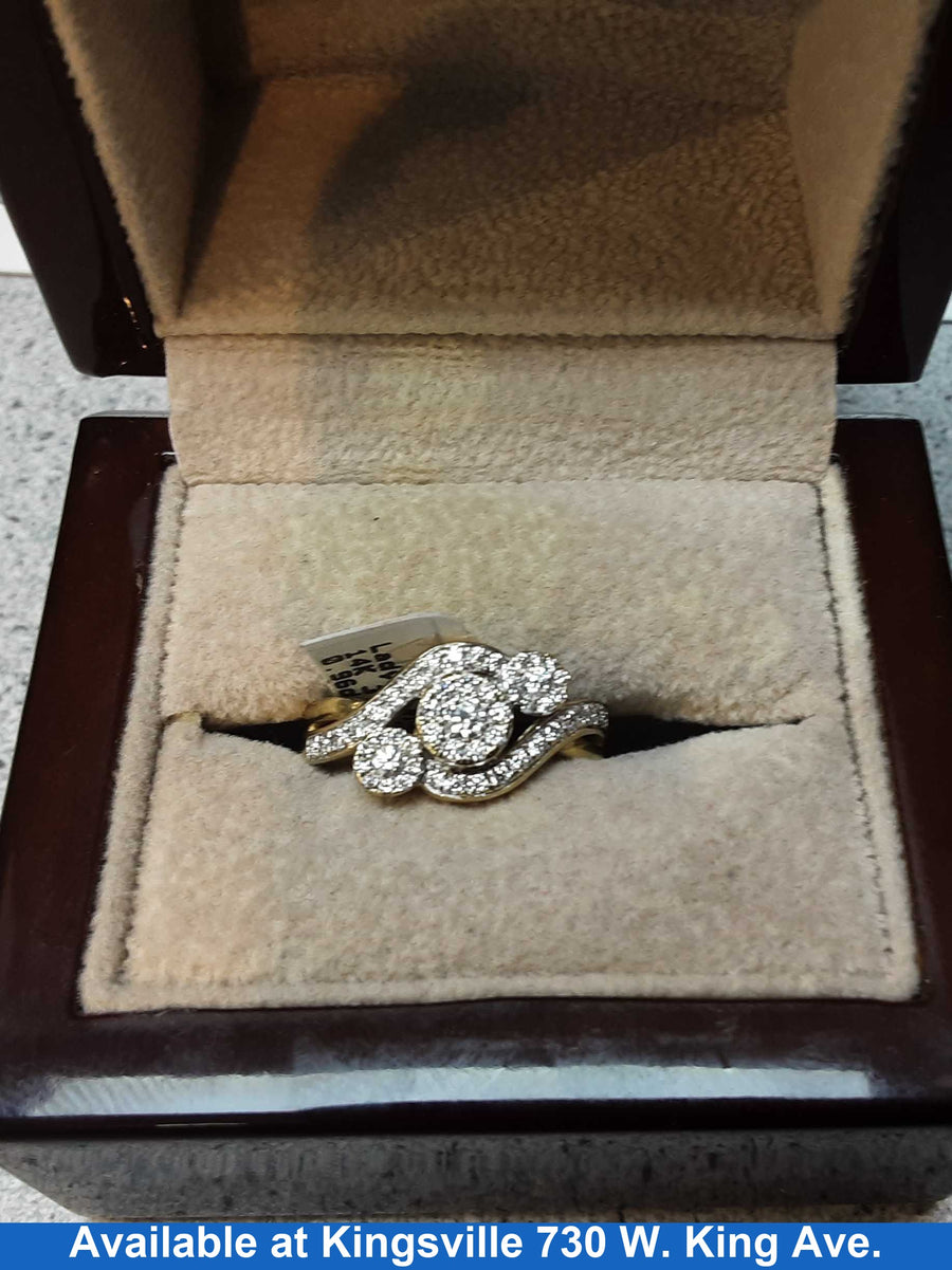 Women's Ring - Yellow Gold 14k (.585) 3.2 grams Size 7
