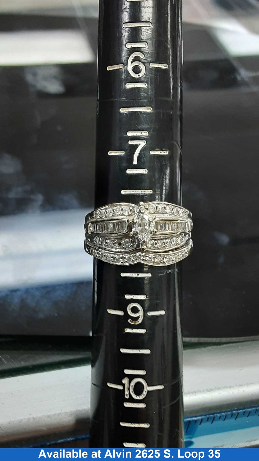 Women's Ring - White Gold 14k (.585) 9.2 grams Size 8